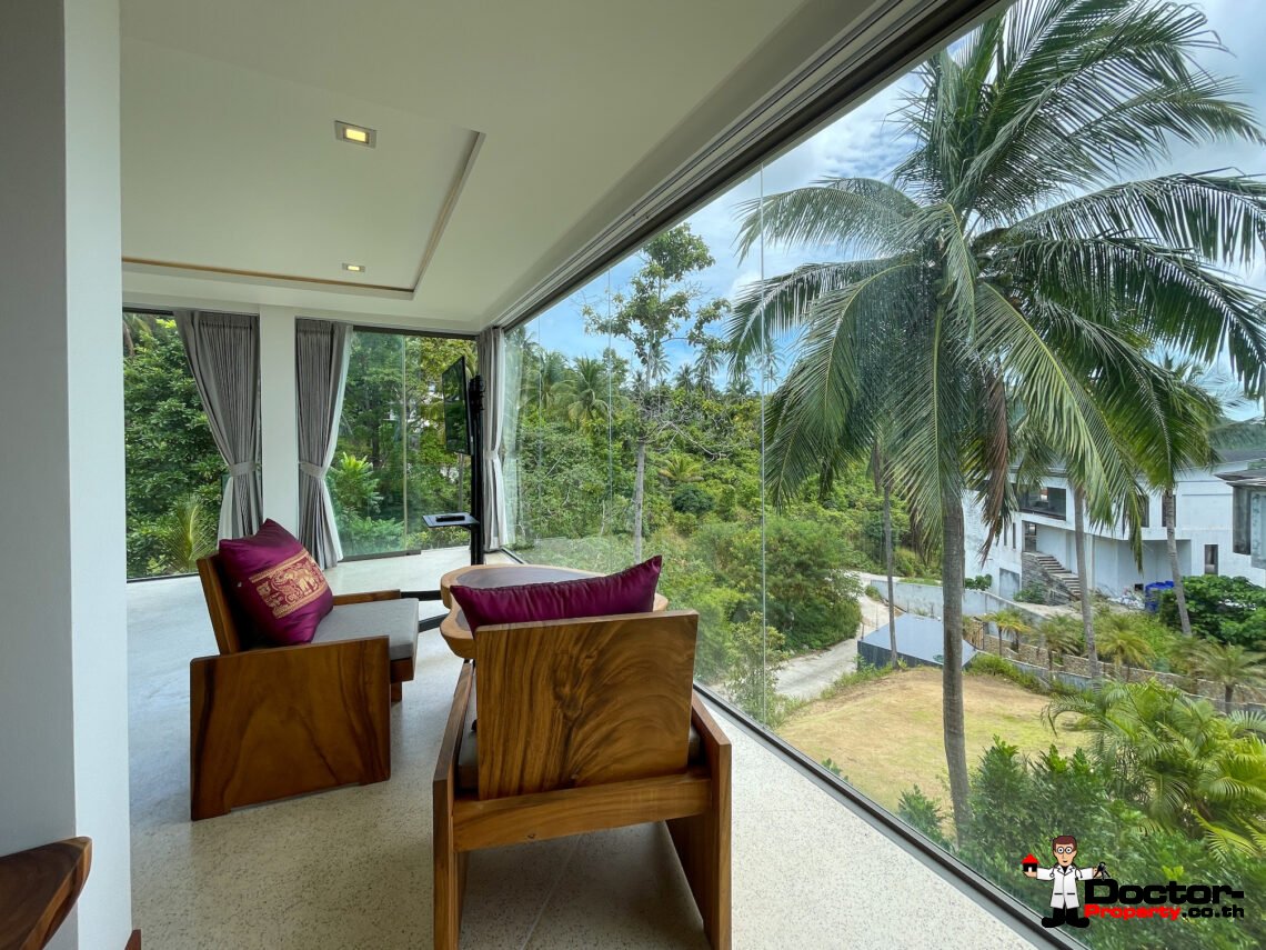 Spacious 5 Bedroom Pool Villa in Chaweng Noi, Koh Samui – For Sale